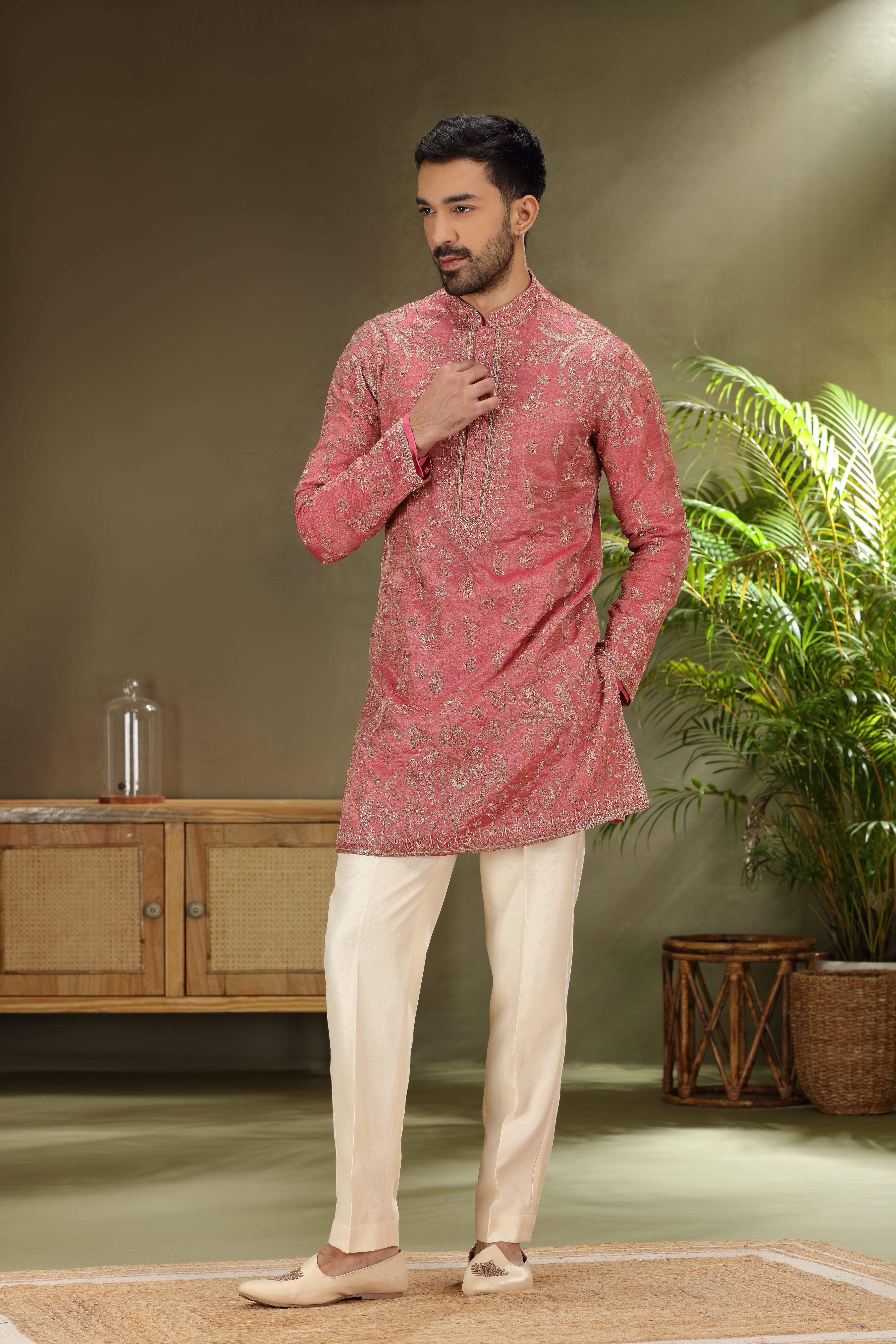 Fucia Pink Tissue Silk Kurta Set with Resham Aari Work