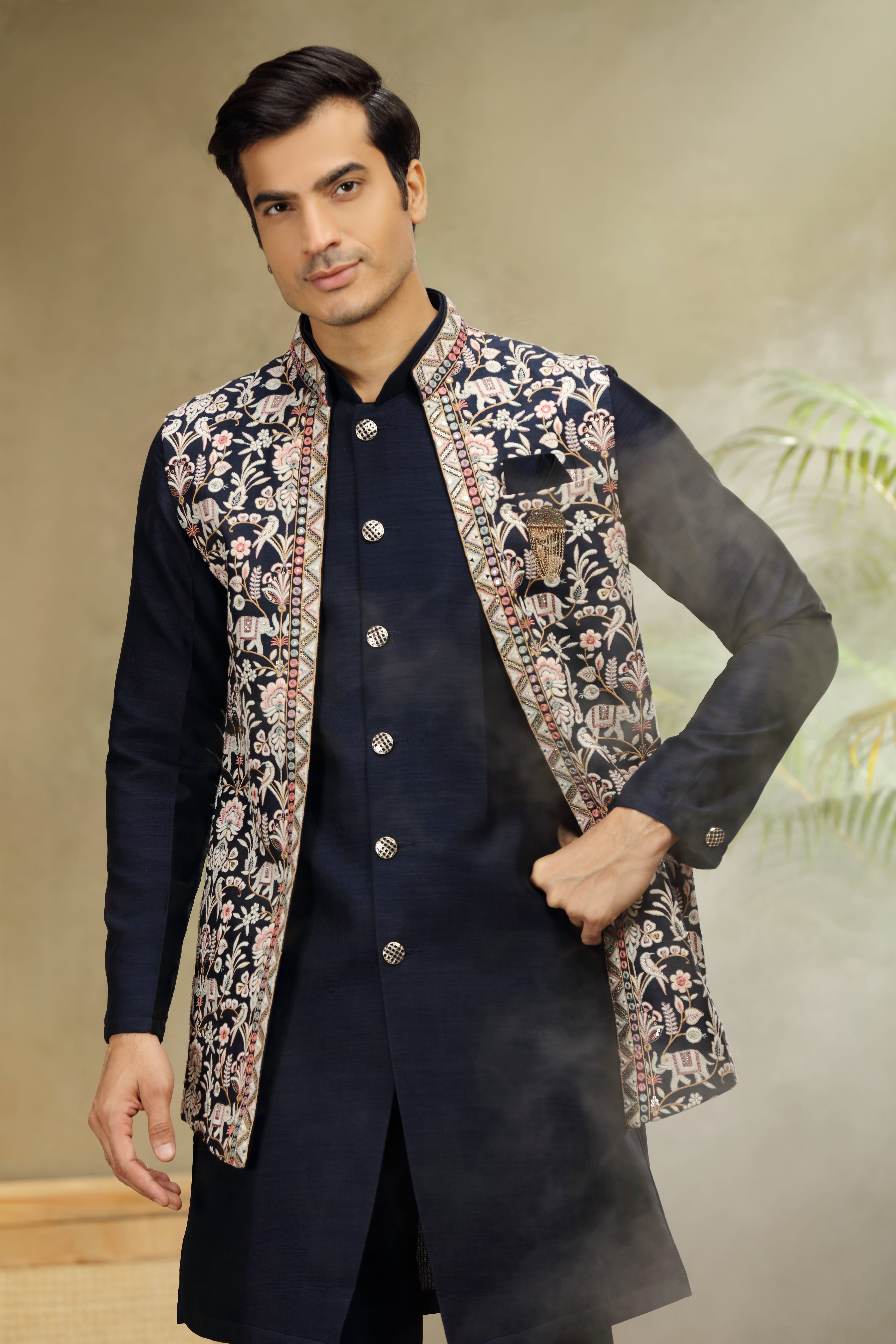 Black Koti Kurta with Resham Mirror Sequins Work
