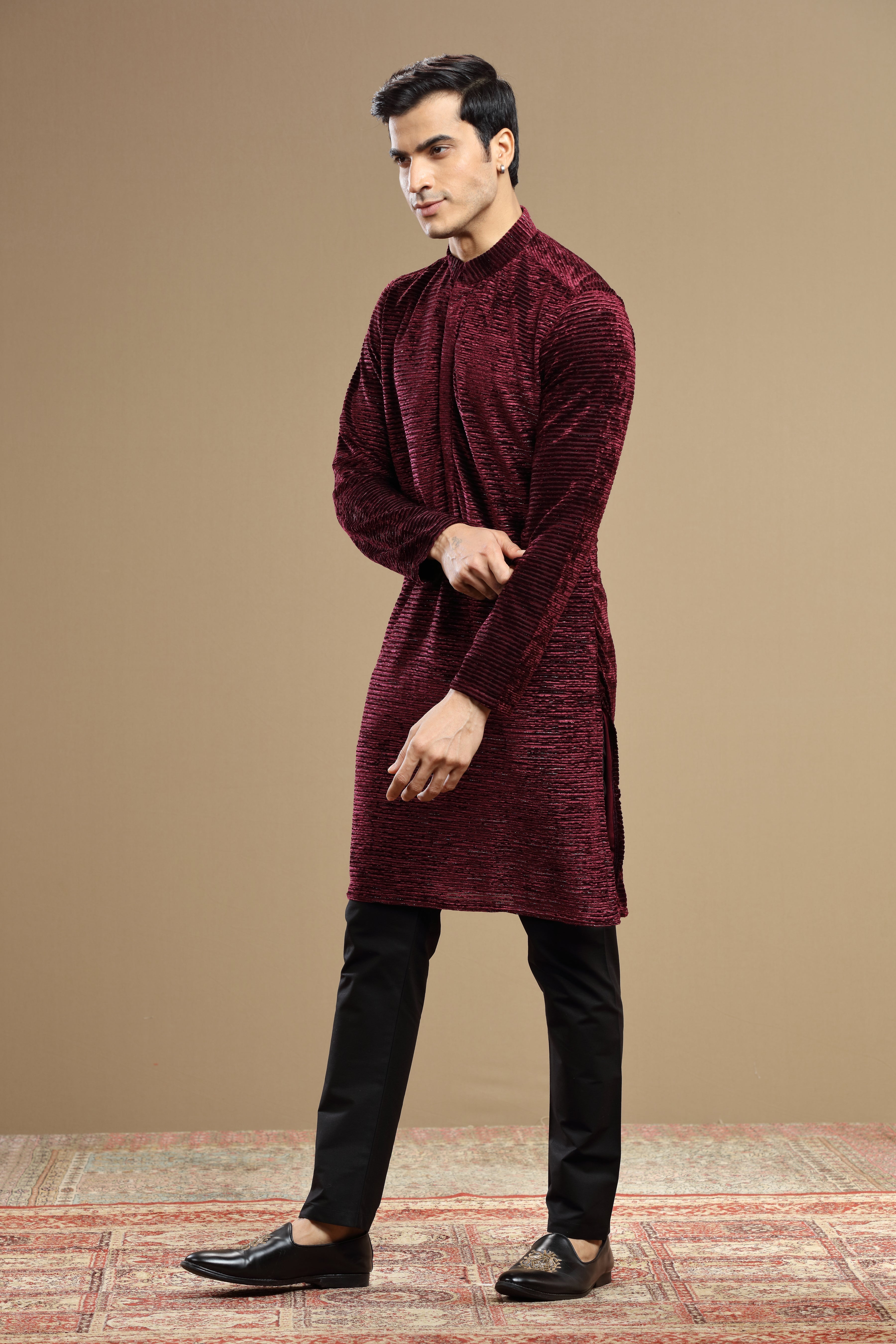 Hand Embroidered Maroon Velvet Kurta With Cutdana Work - Shreeman
