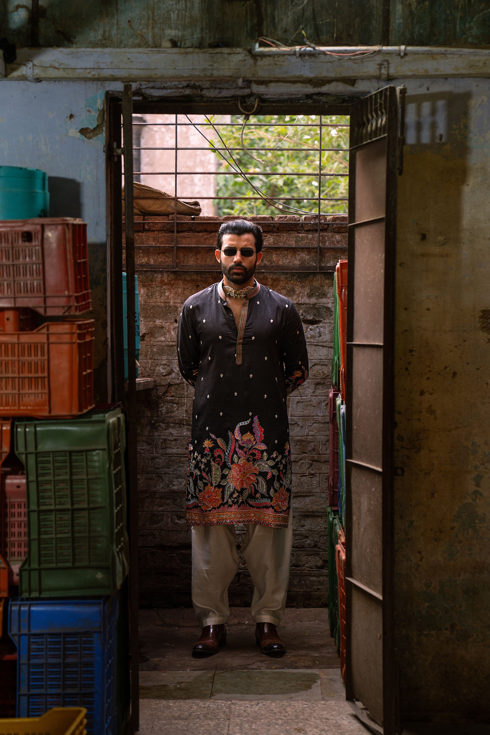 Black Pure Silk Kurta Set with Multicolour Print & Kasab Highlights, Kurta Pant Set