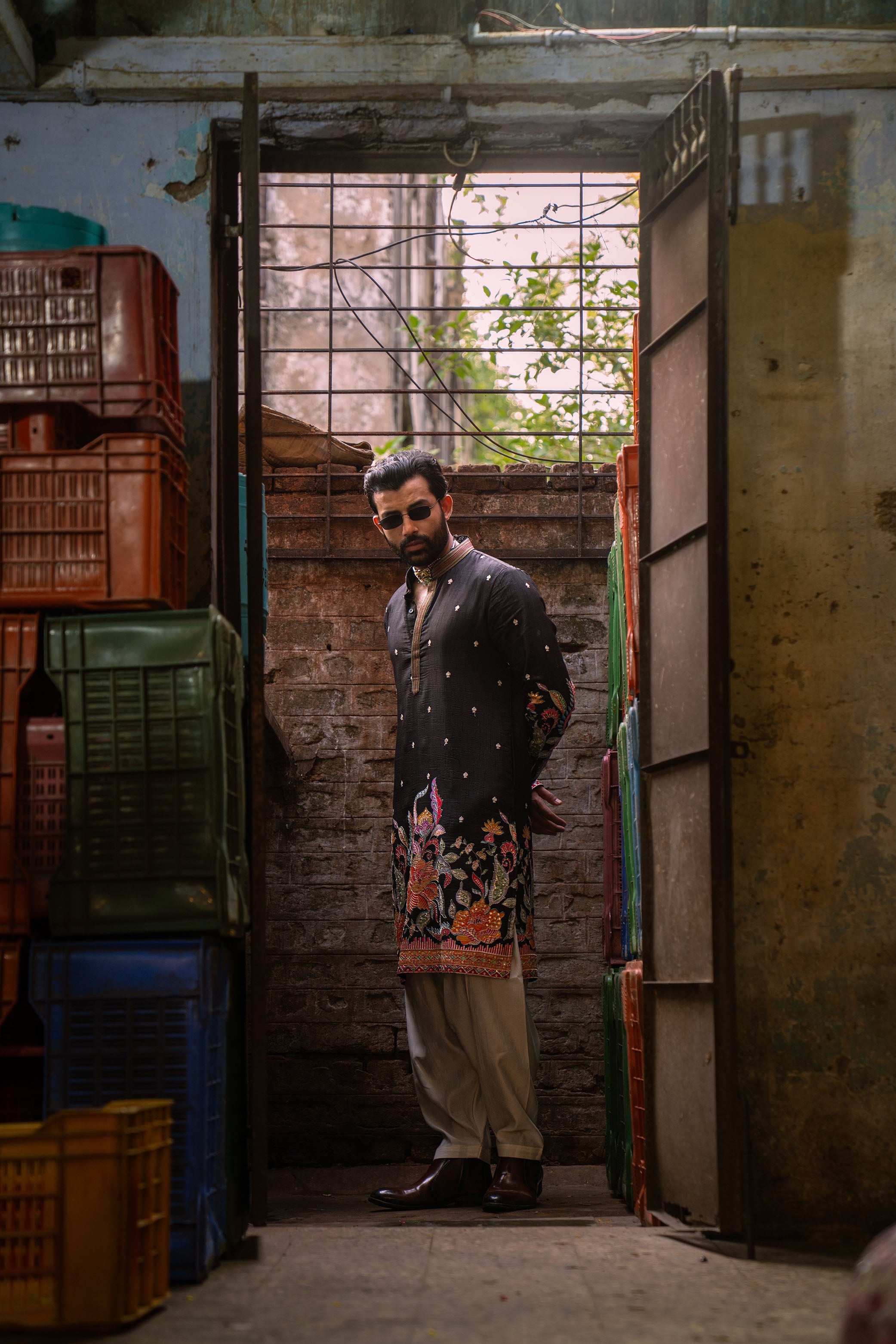 Black Pure Silk Kurta Set with Multicolour Print & Kasab Highlights, Kurta Pant Set