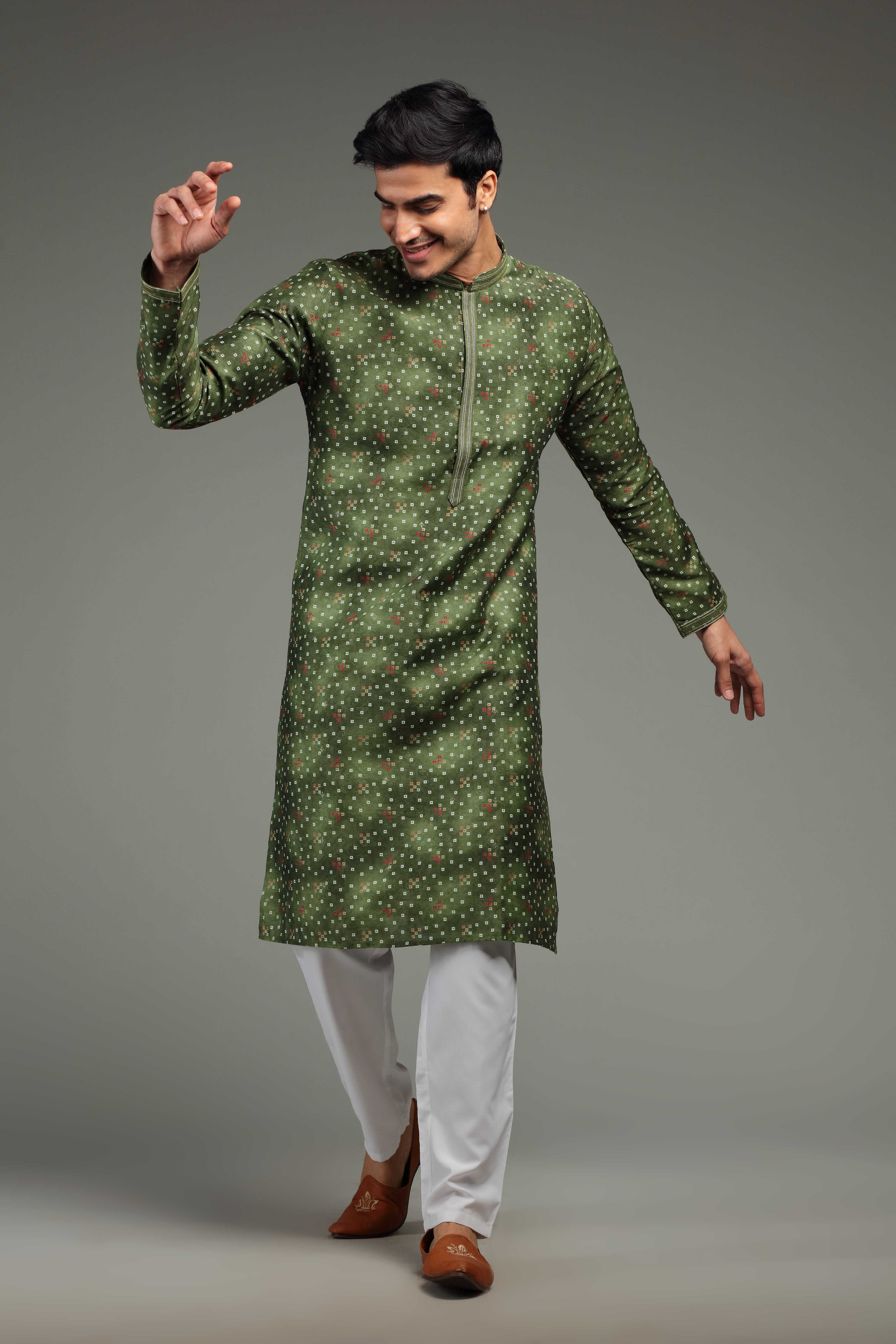 Dark Green Silk Kurta Set With Bandhani Print - Shreeman