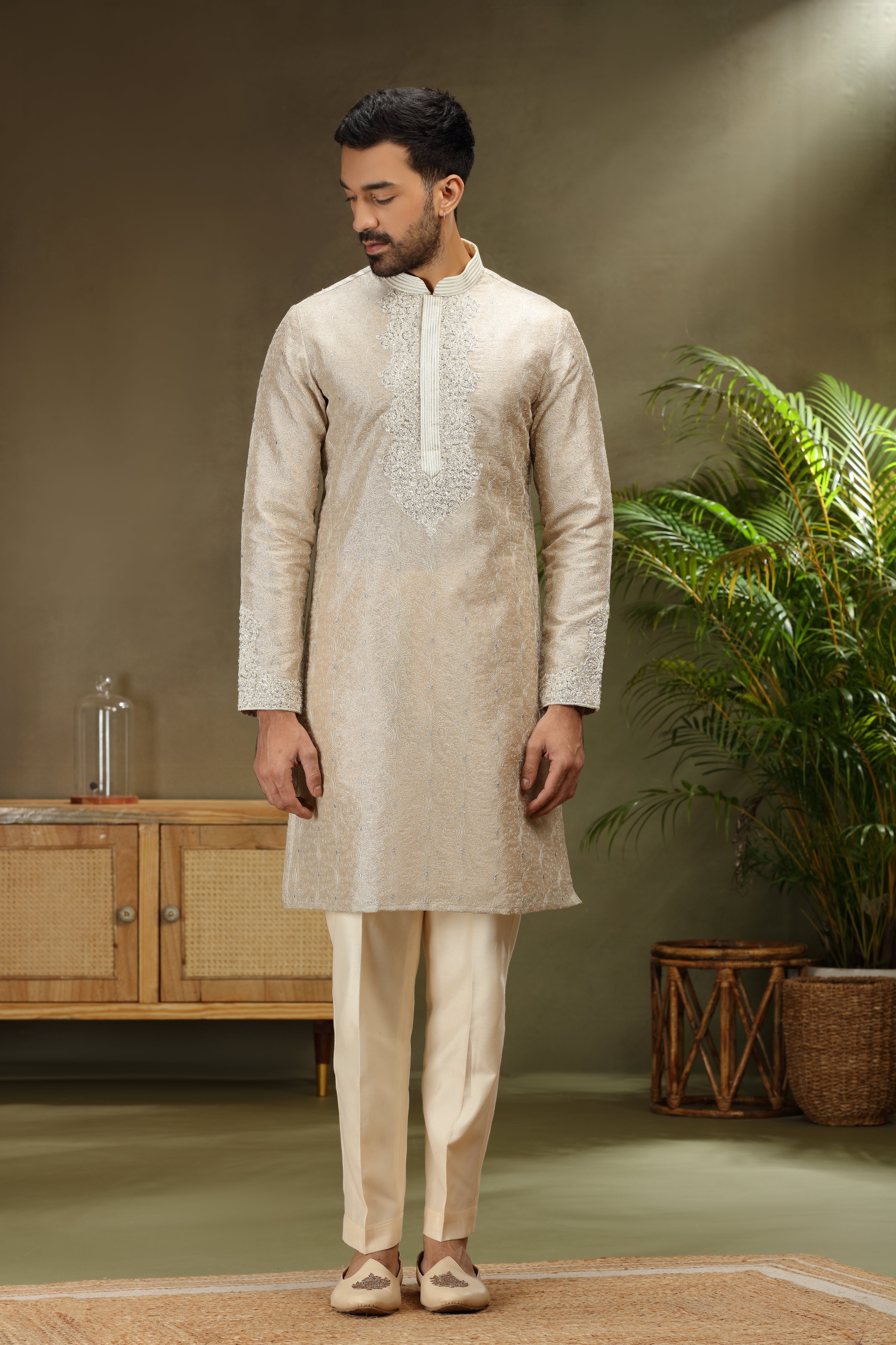 Ivory Silk Kurta Set with Resham Thread Work
