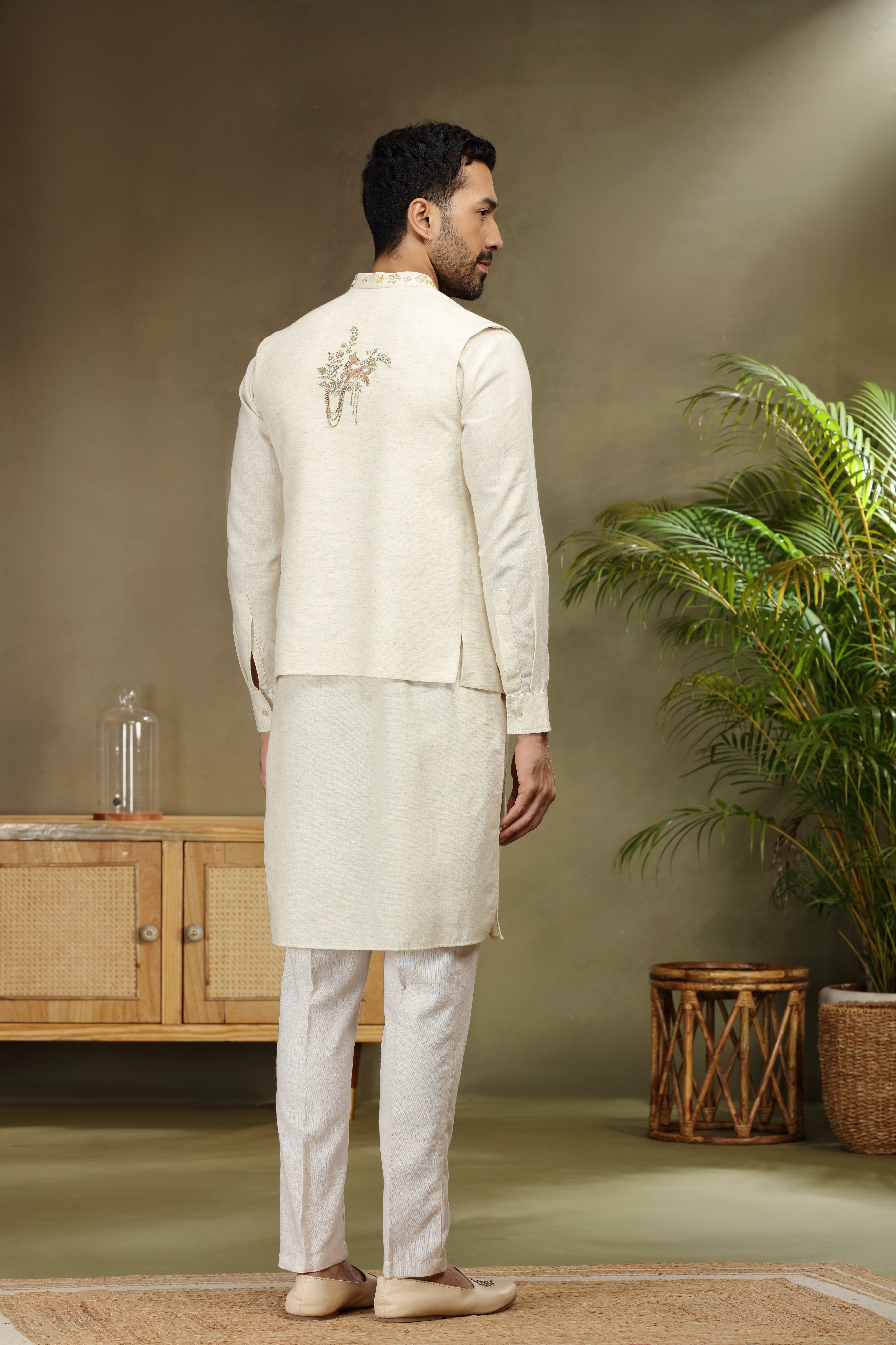 Ivory Silk Koti Kurta with Resham Cutdana Beads Work