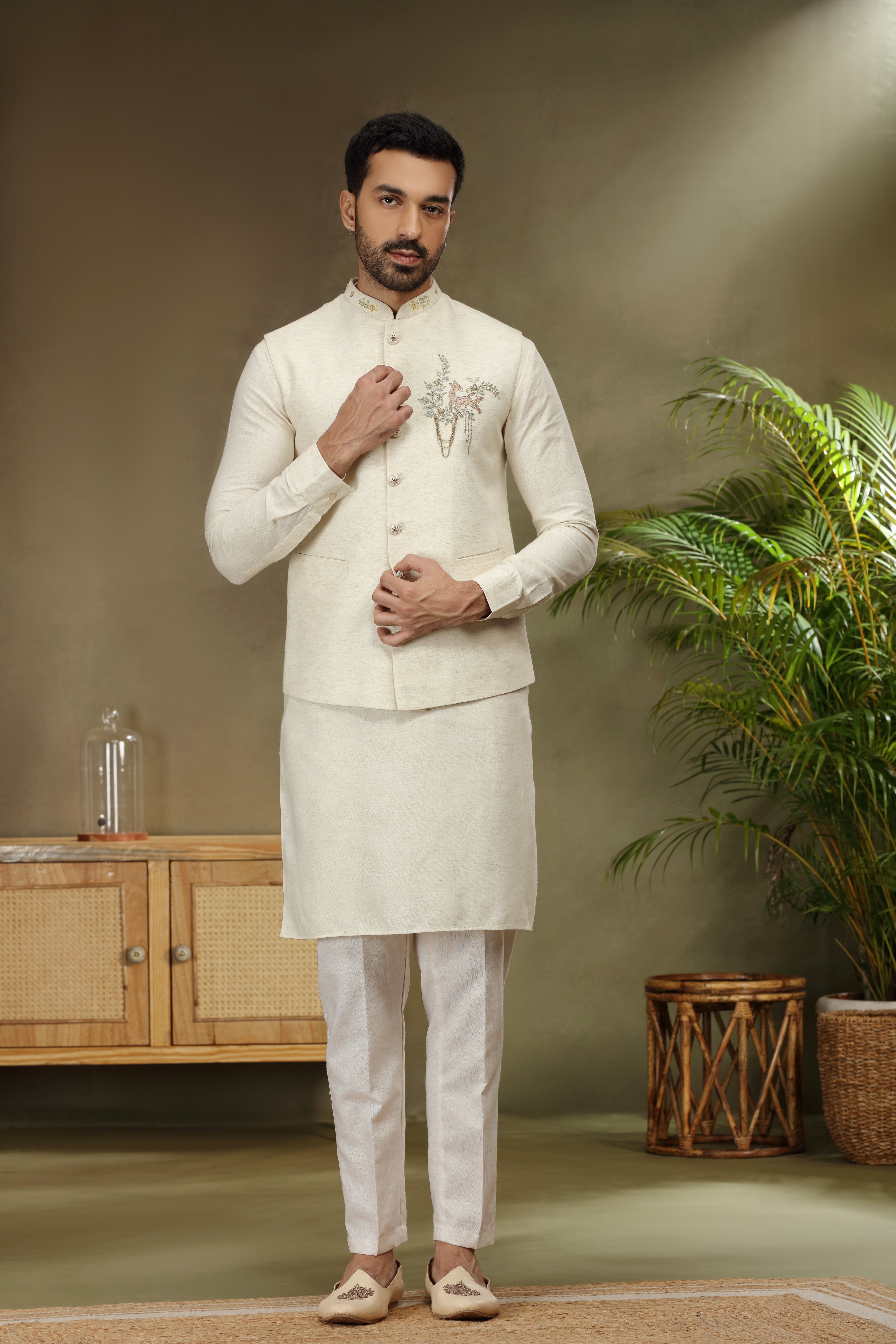 Ivory Silk Koti Kurta with Resham Cutdana Beads Work