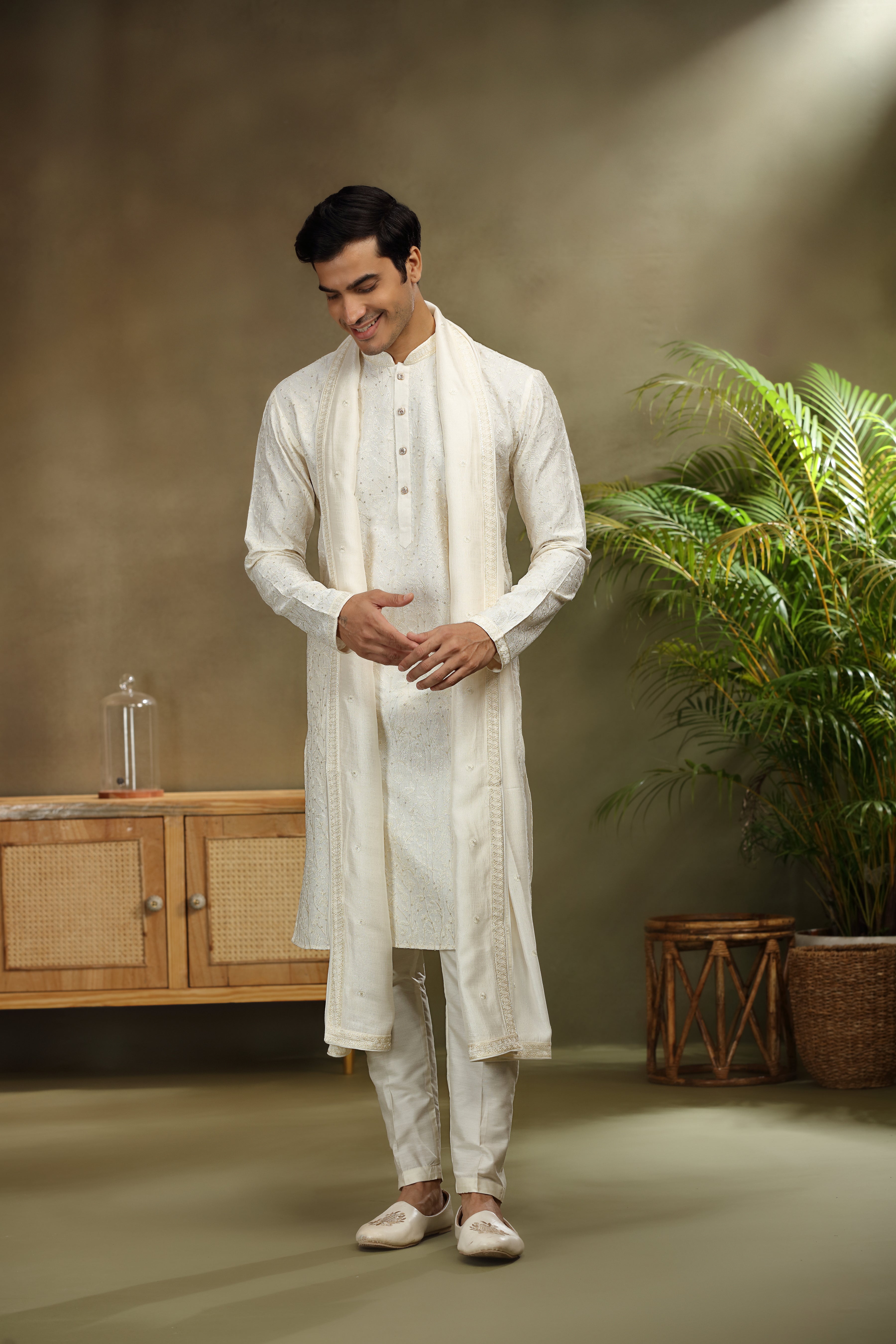Ivory Silk Kurta Set with Resham and Sequins Work