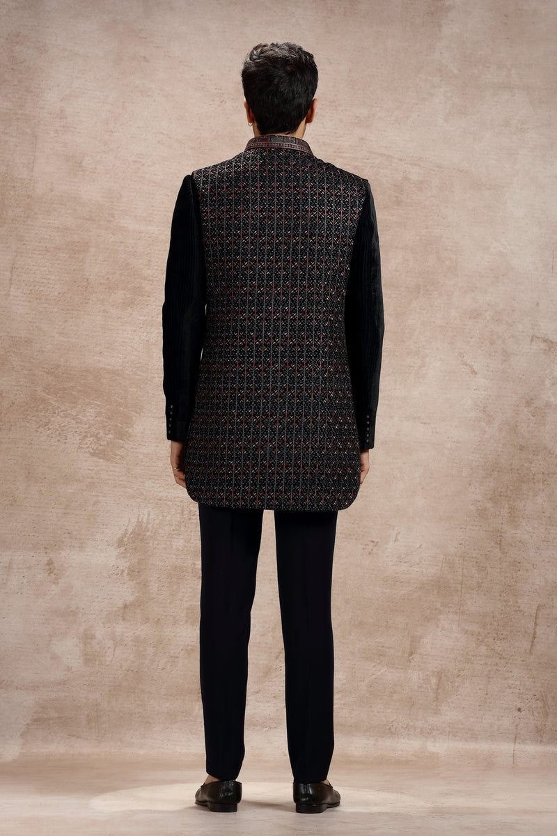 Black Velvet Jacket Set With Resham Embroidery