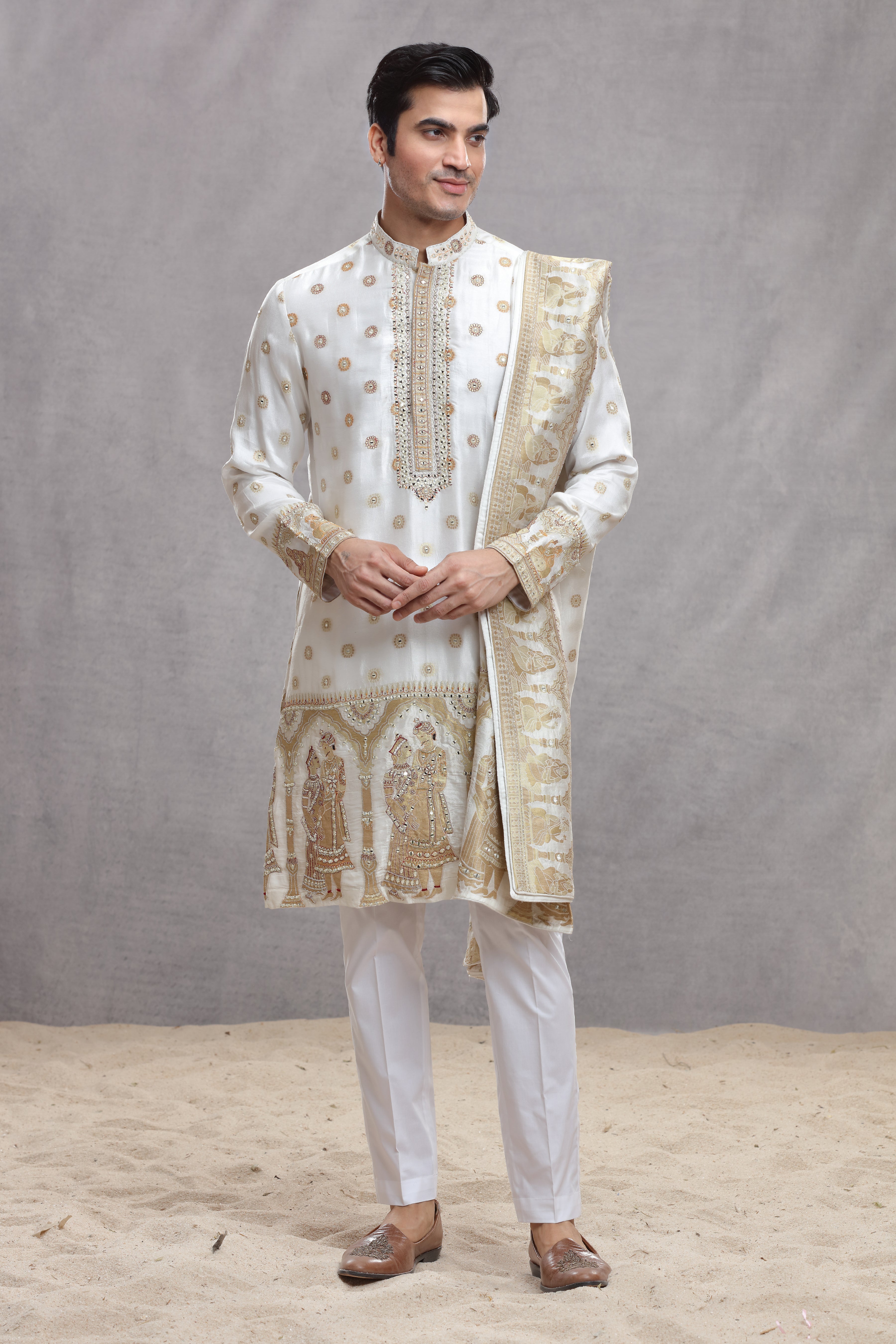 Ivory Silk Kurta with Human Figure Thread & Mirror Work