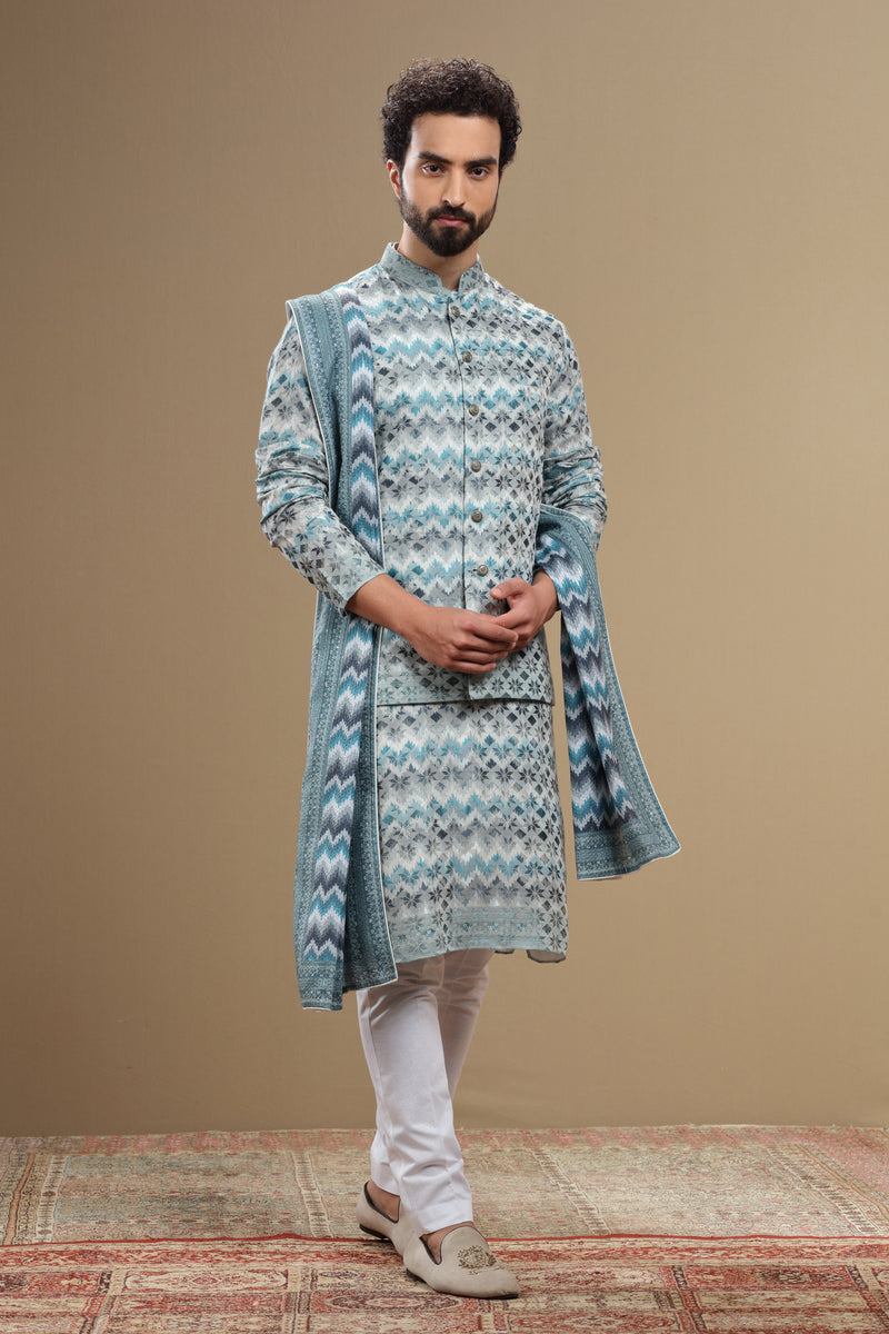 Beige Silk Dupatta Jacket Set With Geometric Threadwork