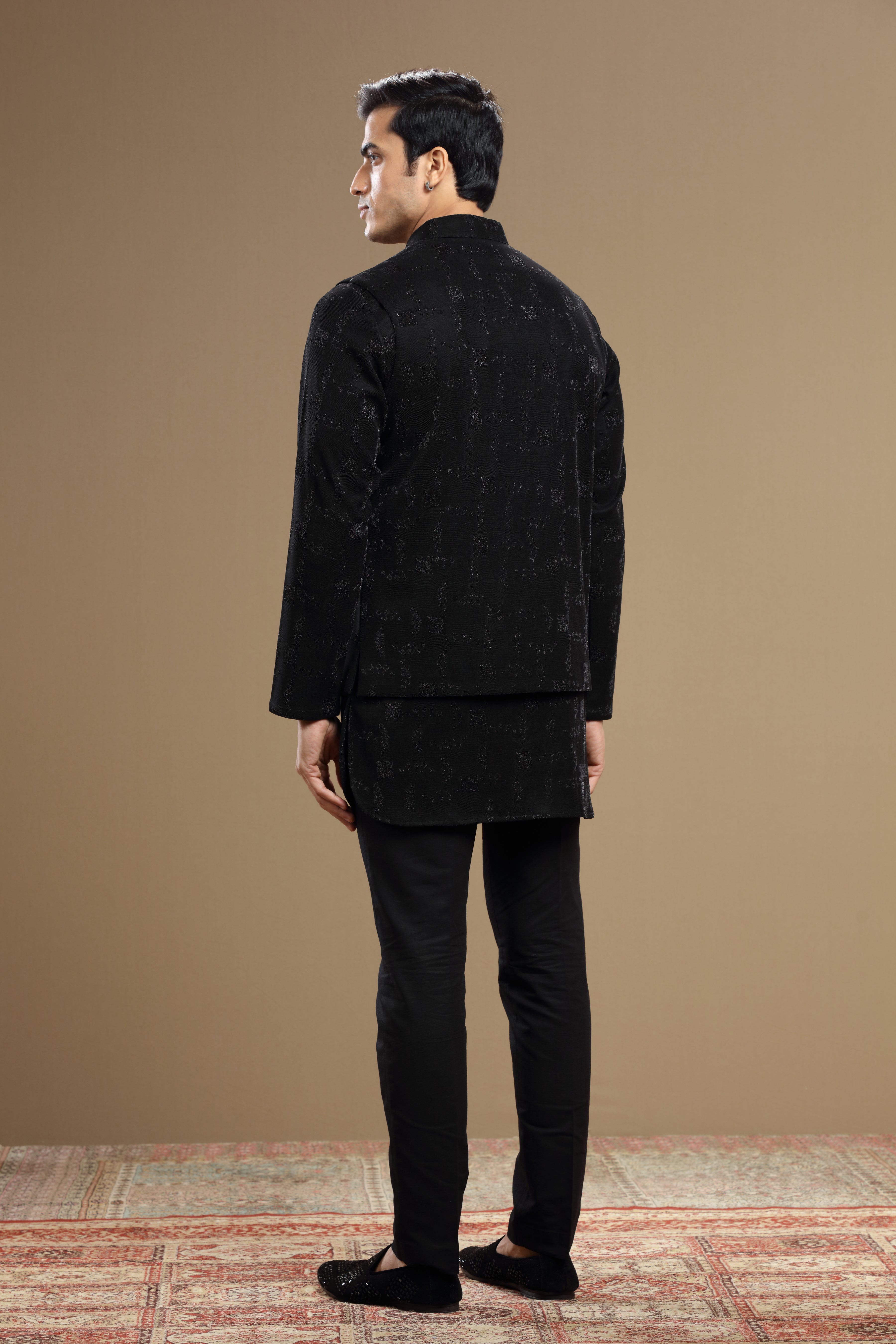 Black shop silk jacket