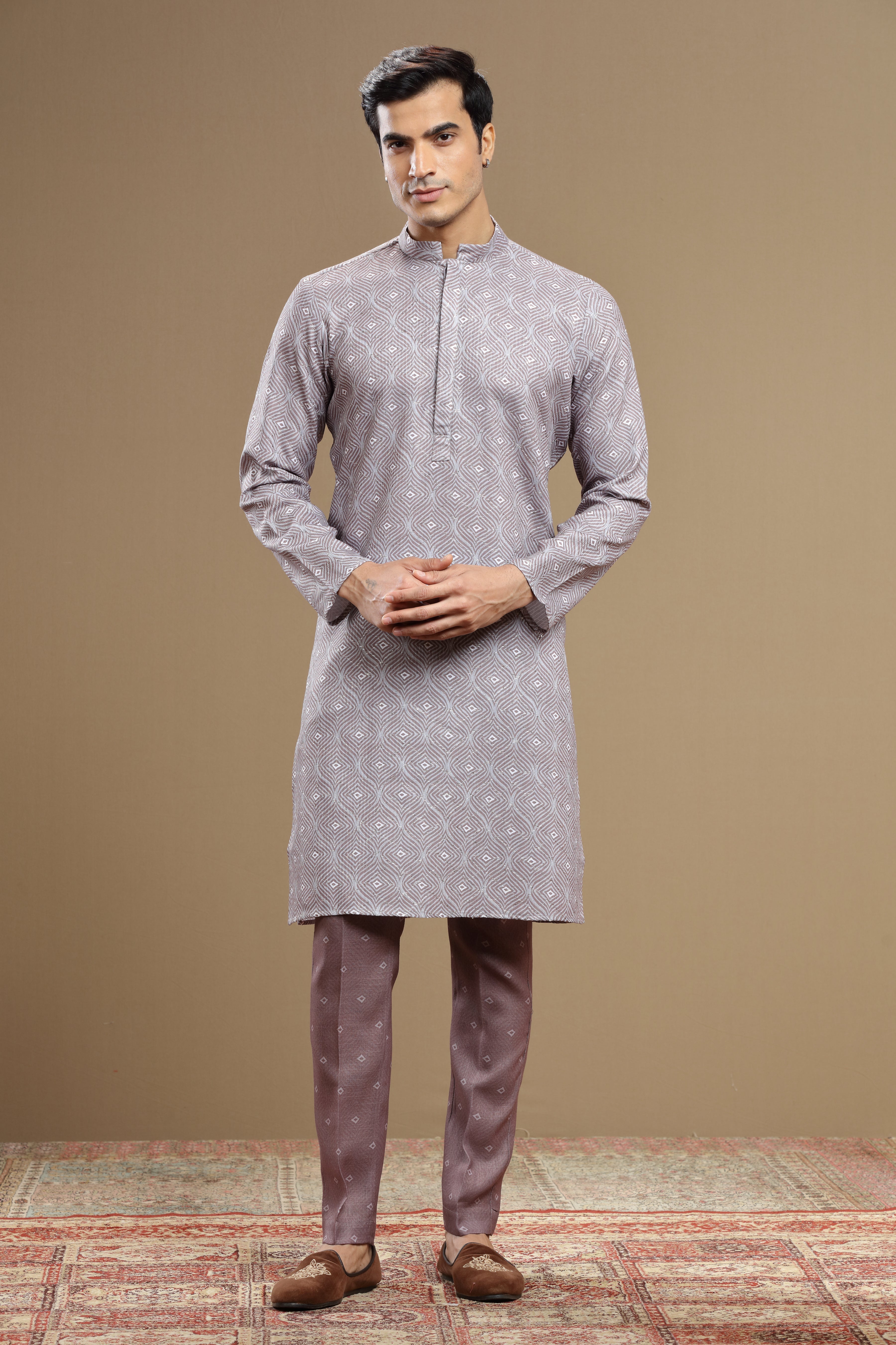 Geometric print silk kurta set with Pants - Shreeman