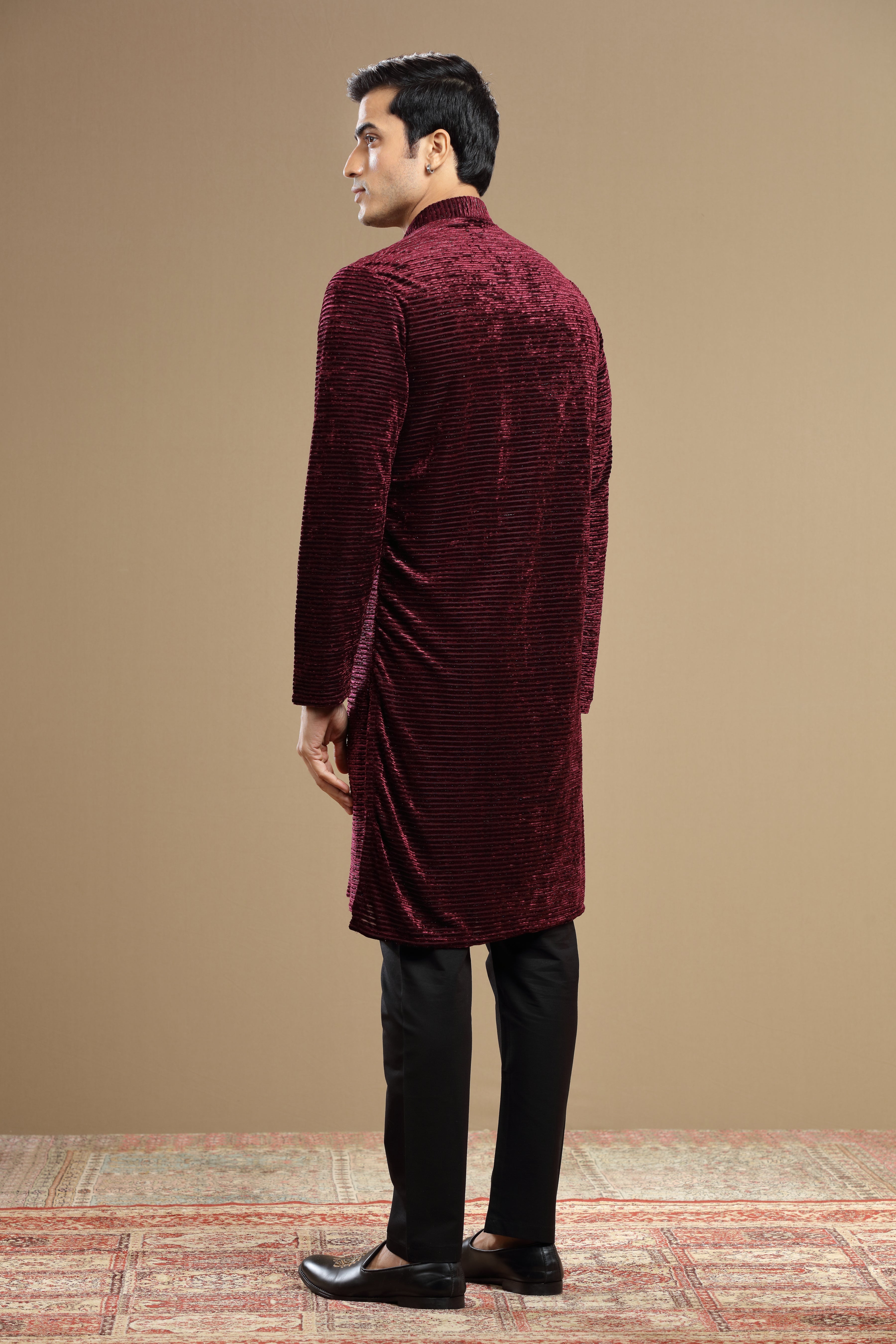 Hand Embroidered Maroon Velvet Kurta With Cutdana Work - Shreeman