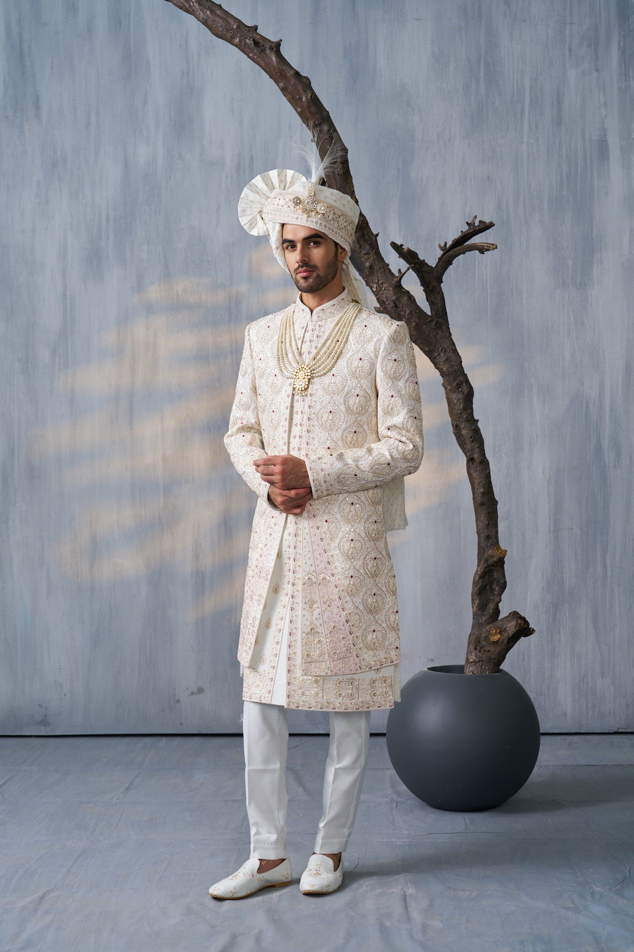 Embroidered Wedding Men Sherwani With Pagdi at best price in New Delhi |  ID: 2850956308412