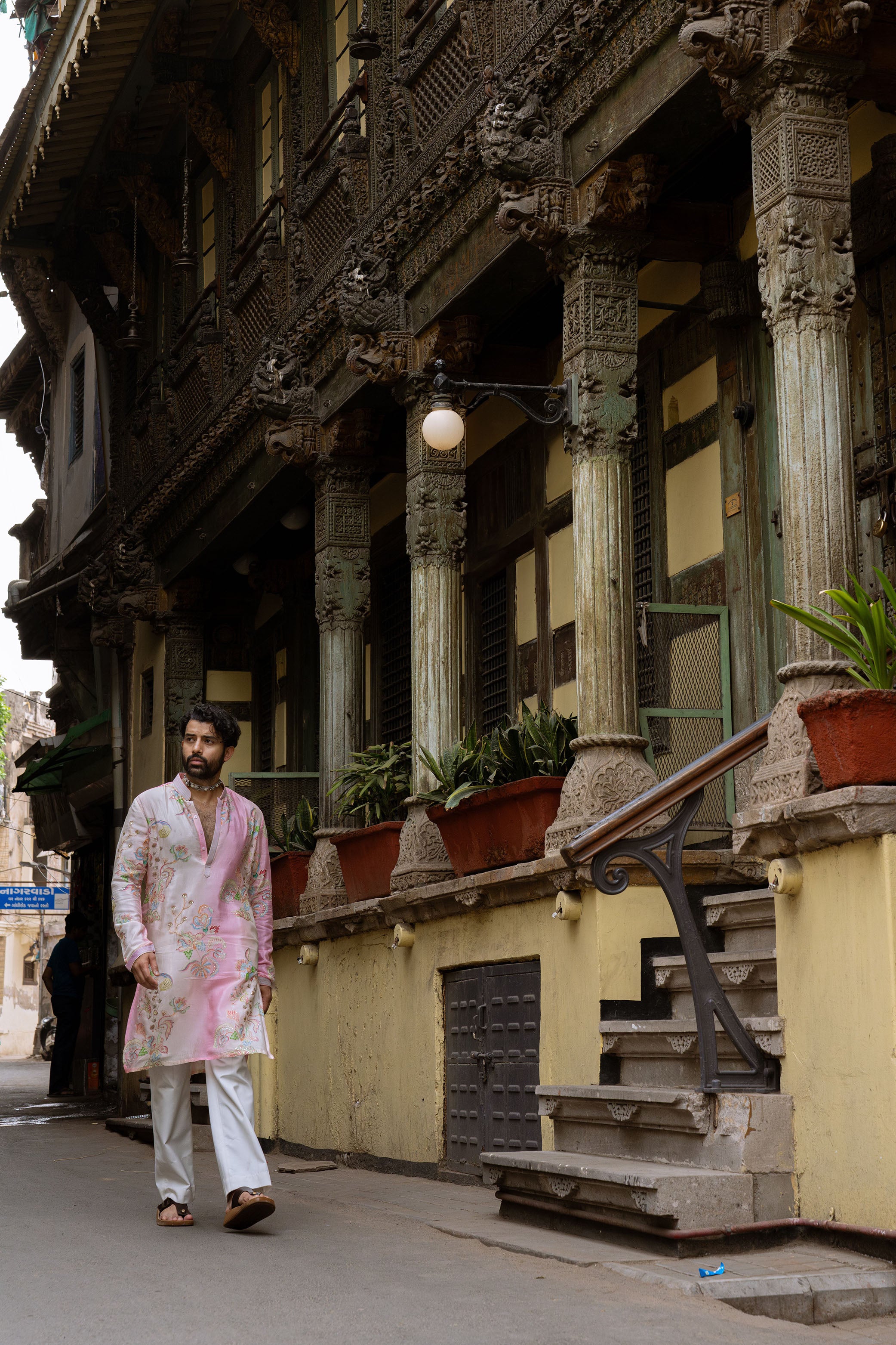 Pink White Ombré Pure Silk Kurta with Floral Prints & Khaat Embroidery