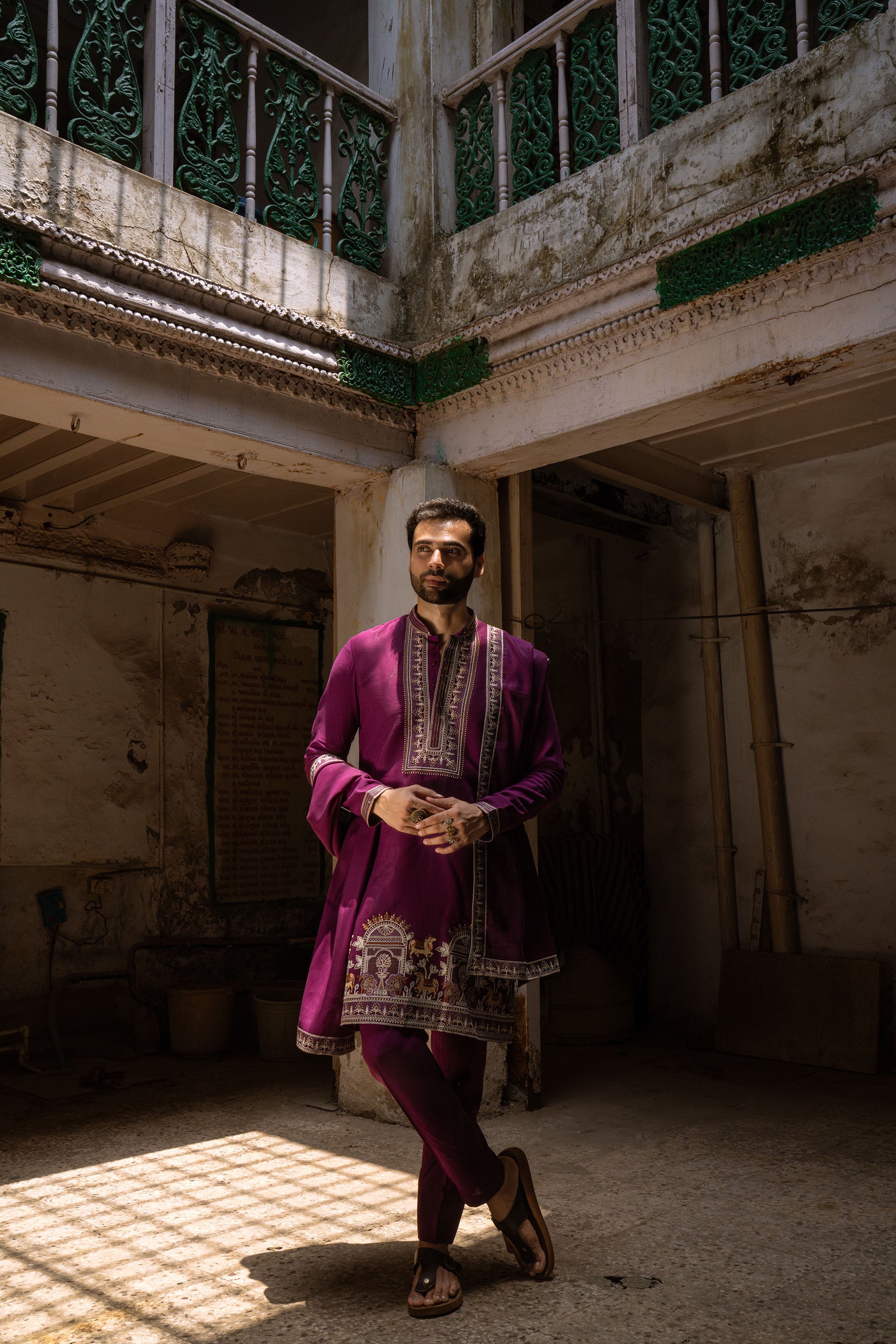 Wine Red Pure Silk Kurta with Resham Thread, Kasab & Aari Work, Kurta Duppatta Pant Set