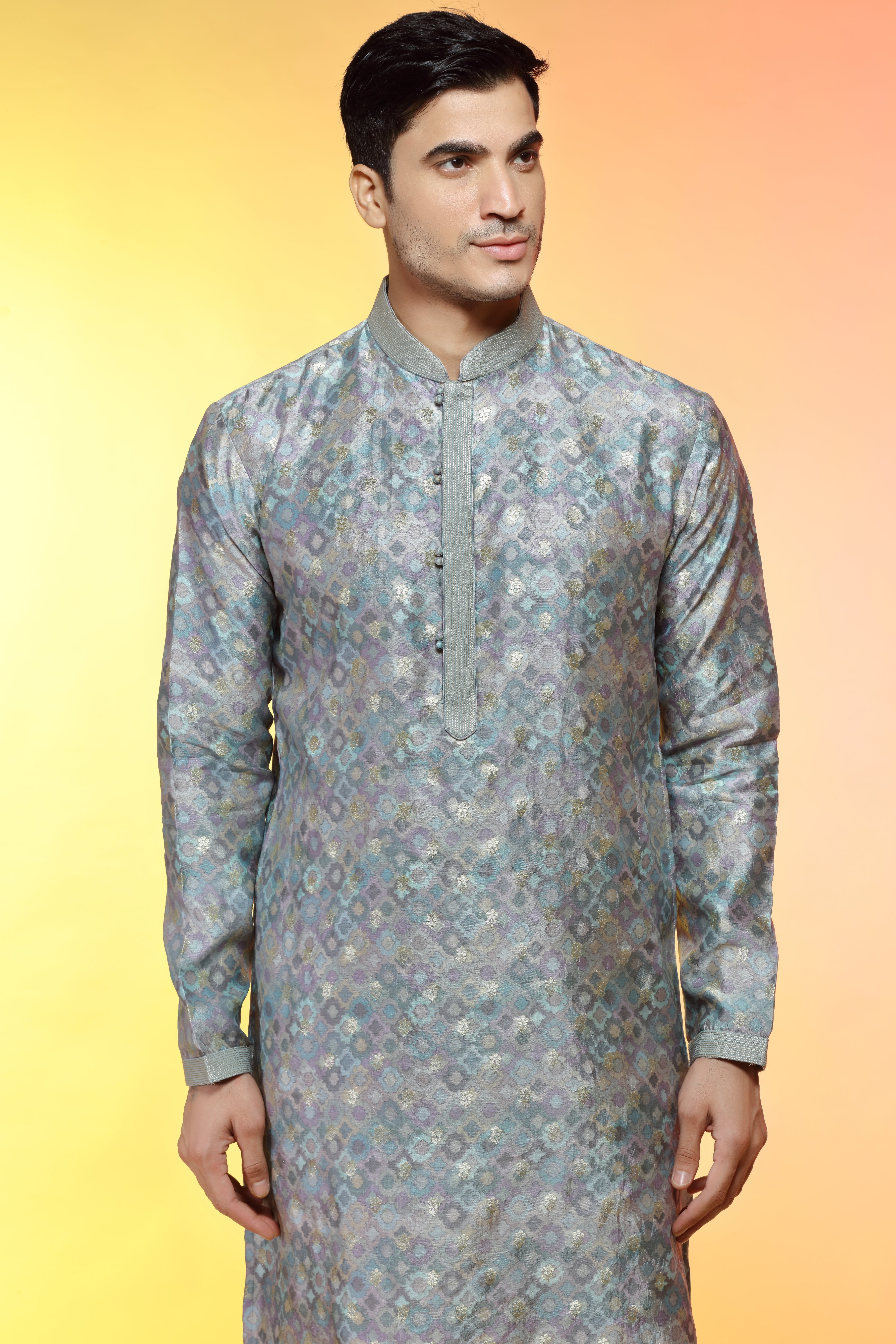 Pastel kurta set in banarasi silk with all over geometric patterns - Shreeman