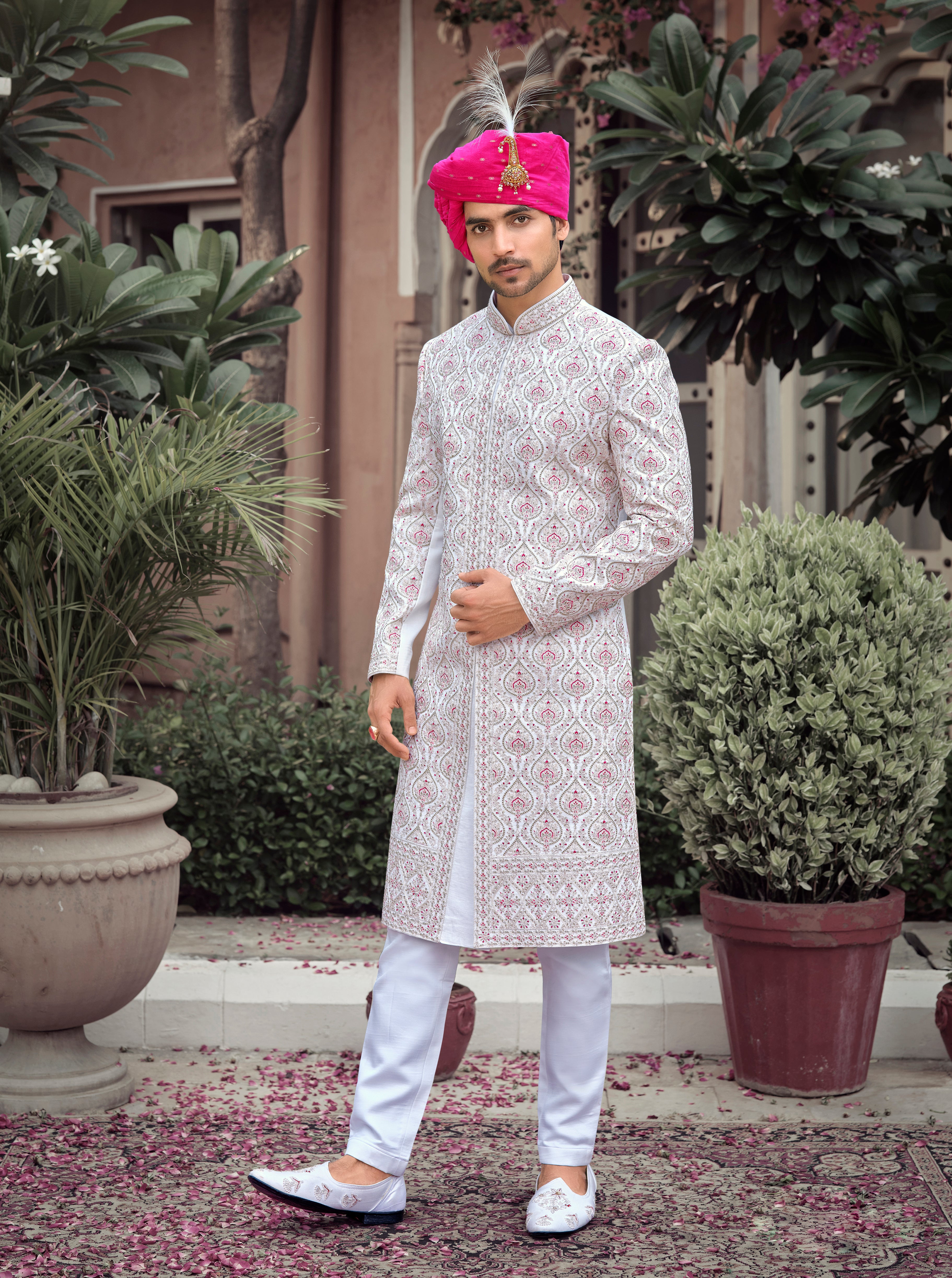 White on sale colour sherwani