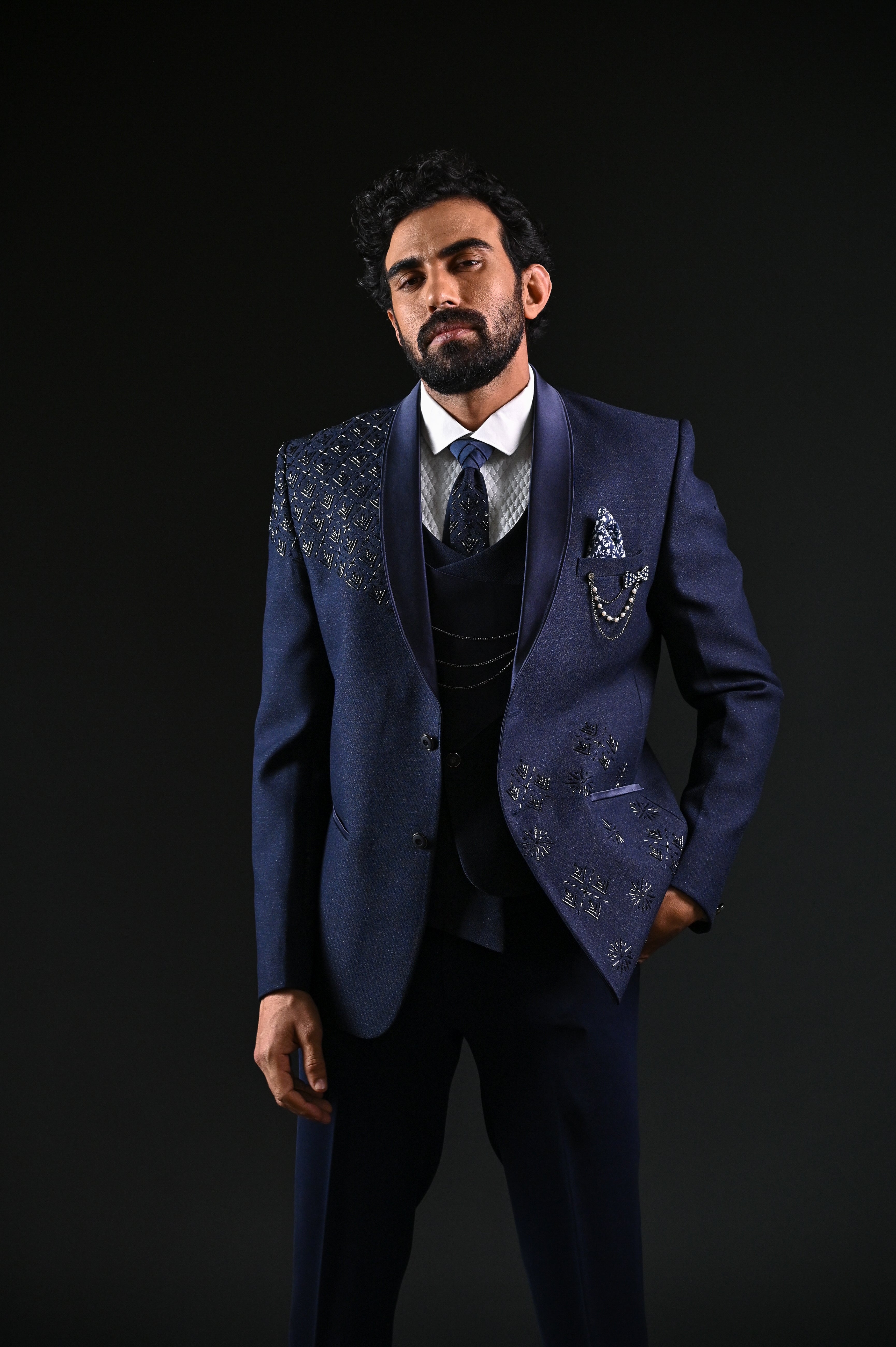 Dark blue online tuxedo