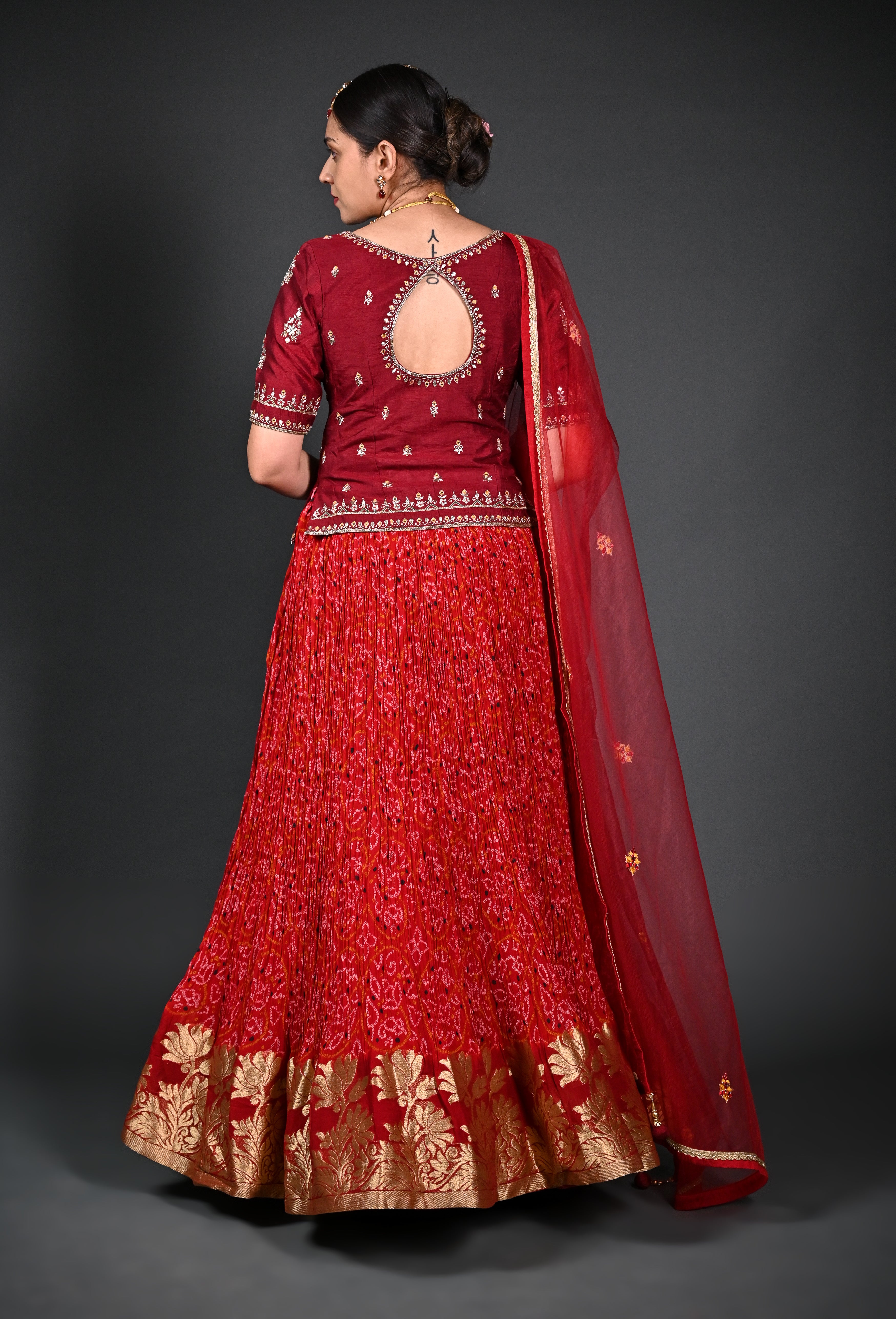 Buy Bandhani Lehenga Online Shopping | Pure Bandhej Lehnga Choli Best Price  | Samyakk | Long skirt top designs, Lehenga collection, Lehenga online  shopping